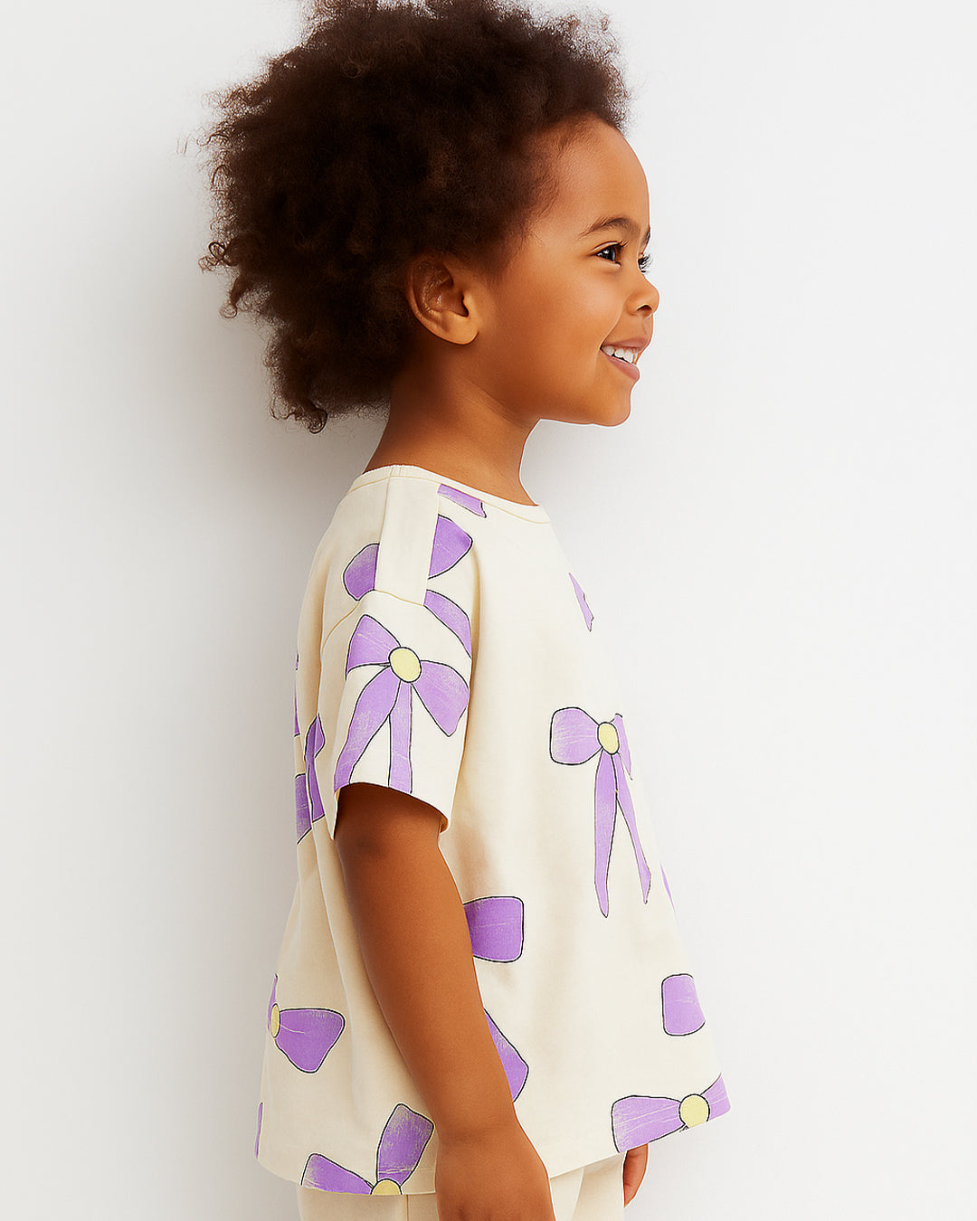 ZARRAA Branded Girl's T-shirt White Color with Purple Bow GTS-05