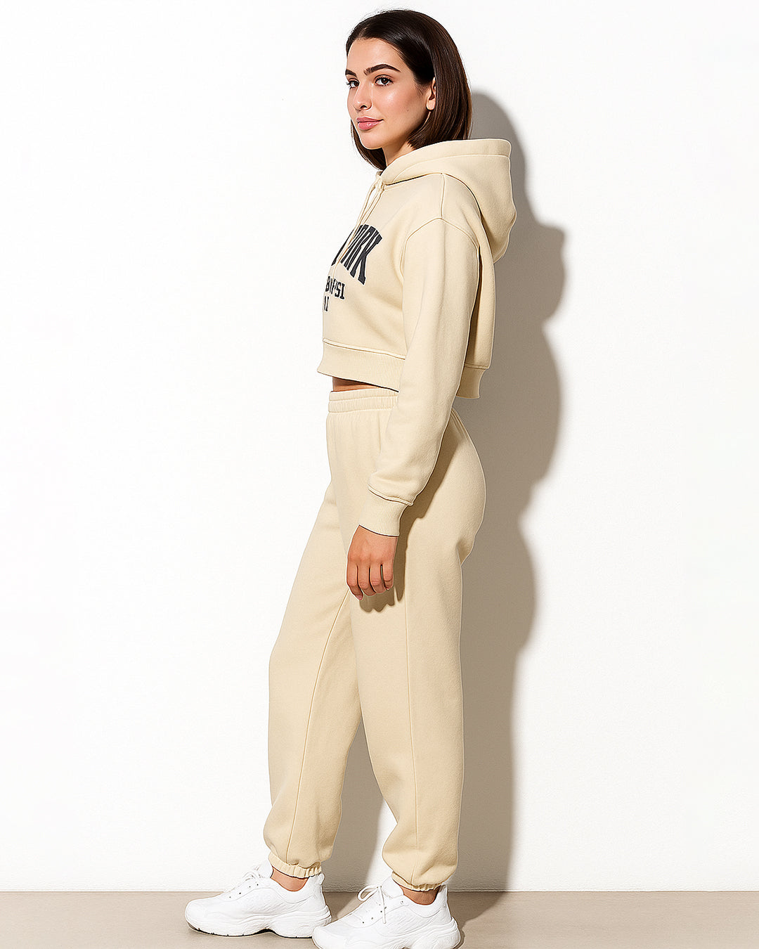 Teranovy Branded Winter Women’s Crop Hoodie – New York Print (Beige) WHD-07