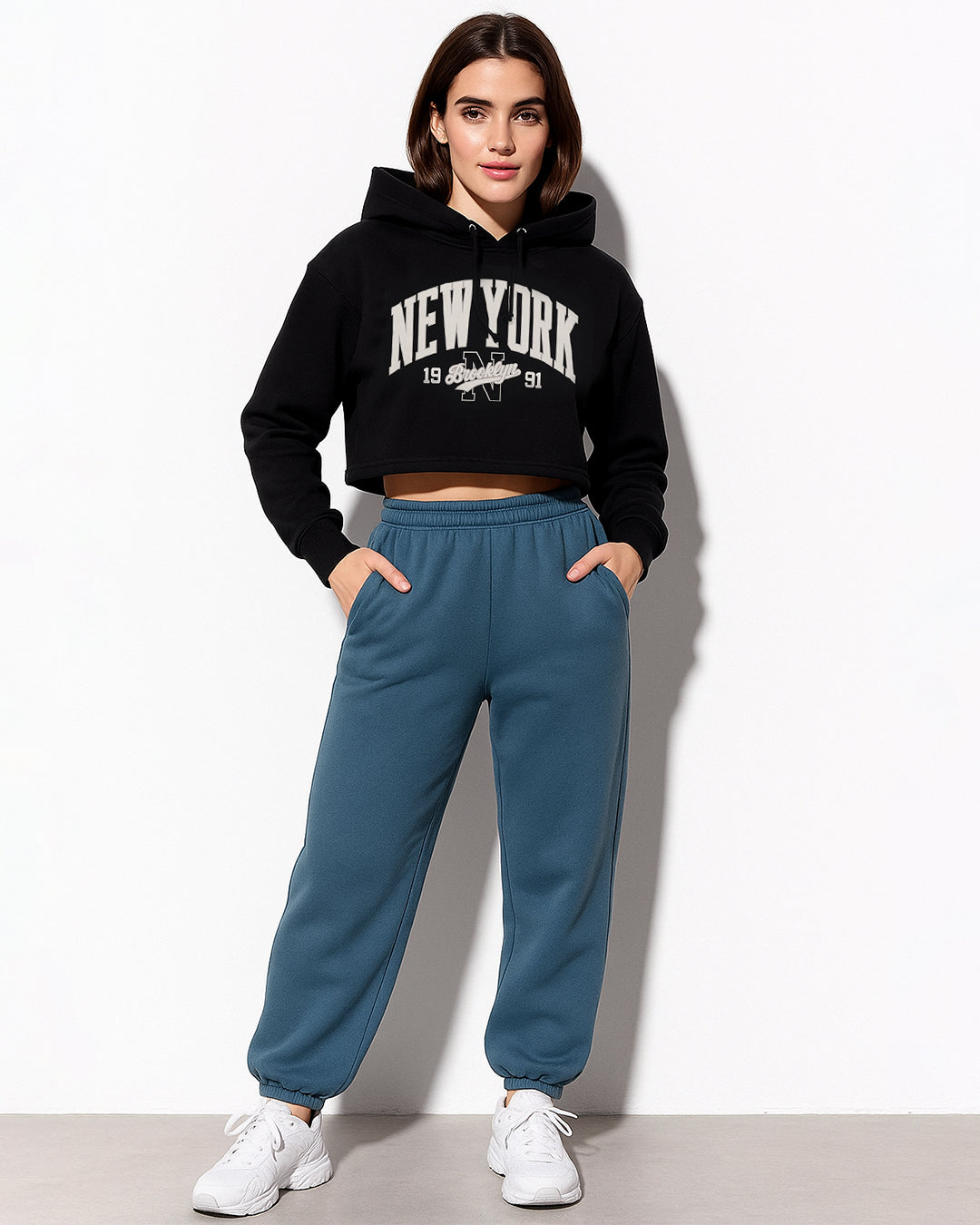 Teranovy Branded Women’s Cropped Fleece Hoodie – New York Black WHD-05