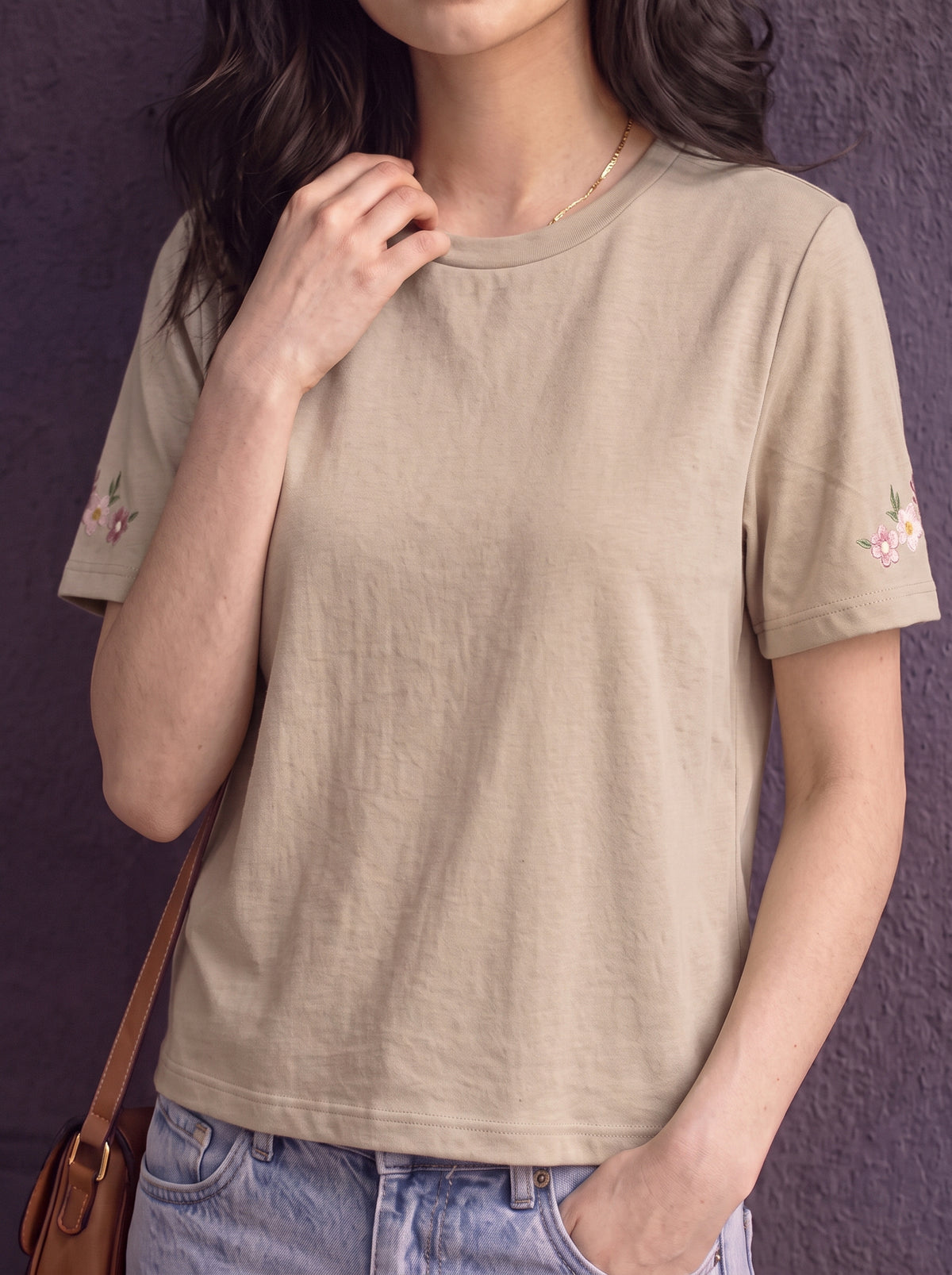 Branded Womens Beige Floral Embroidered Casual T-Shirt Sp-24