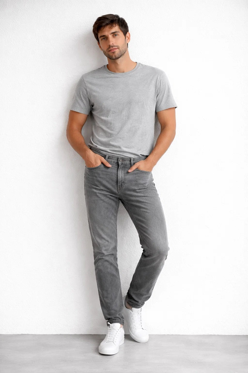 PullNBear Branded Men’s Grey Washed Straight-Leg Denim Jeans MJ-13